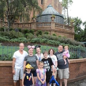 Meet your Posher, Leo